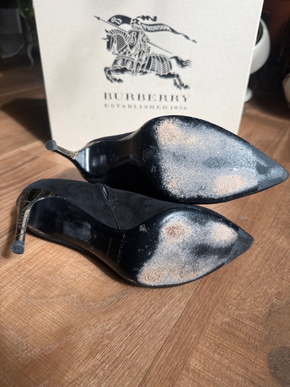 Burberry Black Suede Pointed Stiletto Ankle Booties Size 36 or US 6 - Picture 4 of 8